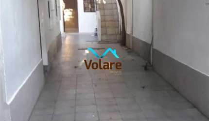 Casa à venda em São Paulo-SP, Vila São Francisco: 5 quartos, 2 suítes, 2 salas, 3 banheiros, 3 vagas de garagem, 192m². Venha conferir!