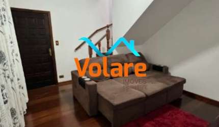 Casa à venda em Osasco-SP, Vila Yolanda: 5 quartos, 1 suíte, 1 sala, 2 banheiros, 3 vagas, 237m². Venha conferir!