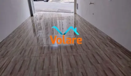 Casa à venda em Barueri-SP, Jardim Tupanci: 2 quartos, cozinha, 1 banheiro e salão/garagem com 109m² de área.