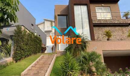 Casa em Condomínio no Residencial Valville 1 em Santana de Parnaíba-SP: 3 Suítes, 250m².