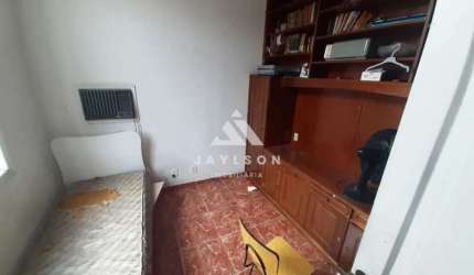 Casa com 6 quartos à venda na Rua Verna Magalhães, Engenho Novo, Rio de Janeiro, 135 m2 por R$ 680.000
