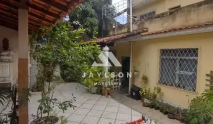 Casa com 4 quartos à venda na Rua Jornalista Mário Galvão, Vila Kosmos, Rio de Janeiro, 180 m2 por R$ 525.000