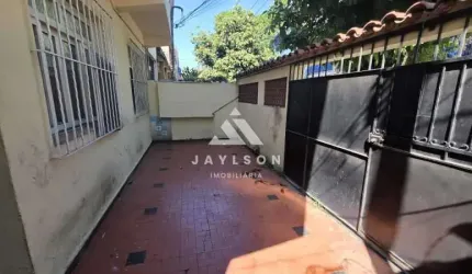 Casa com 2 quartos à venda na Rua Professor Franca Amaral, Jardim América, Rio de Janeiro, 52 m2 por R$ 200.000