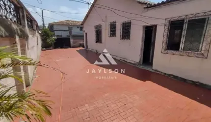 Casa com 3 quartos à venda na Rua Capitão Aliatar Martins, Irajá, Rio de Janeiro, 70 m2 por R$ 450.000