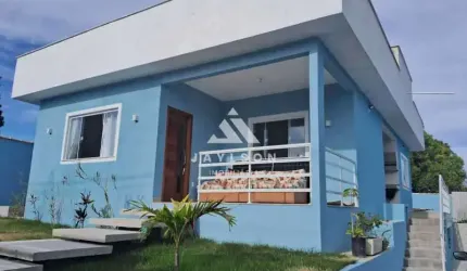 Casa com 3 quartos à venda na Rua Vinte e Um, Cajueiros (Itaipuaçu), Maricá, 107 m2 por R$ 595.000