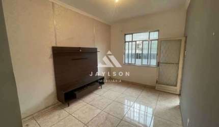 Casa com 4 quartos à venda na Rua Clarimundo de Melo, Quintino Bocaiúva, Rio de Janeiro, 209 m2 por R$ 299.000