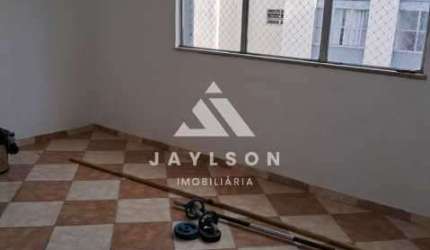 Apartamento com 2 quartos à venda na Rua Aristides Caire, Méier, Rio de Janeiro, 54 m2 por R$ 215.000