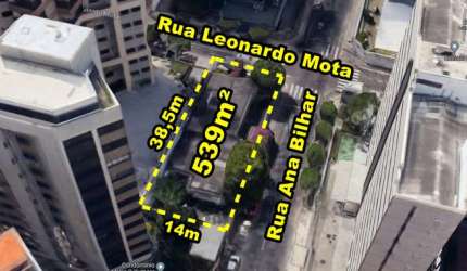 VERAS VENDE TERRENO 539M² NO MEIRELES