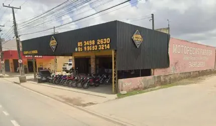 VERAS VENDE GALPÃO NO CANINDEZINHO