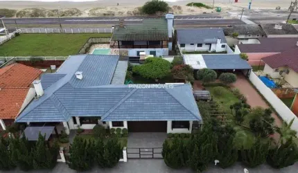 Propriedade com 02 terrenos a 50 metros da praia