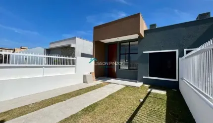 Casa geminada nova em Atlântida Sul.