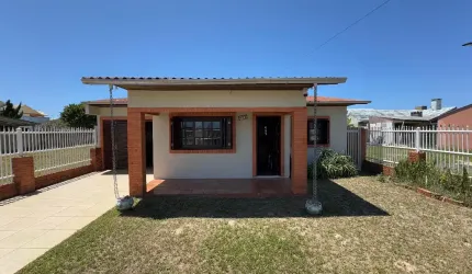 Propriedade próxima do centro em Atlântida Sul