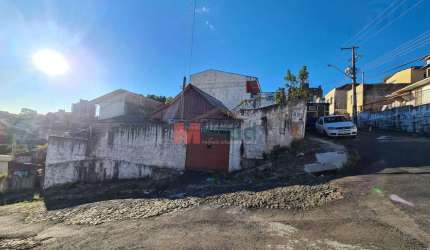 Terreno de esquina à Venda no Centro