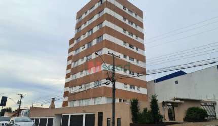 Apartamento 3 quartos (1 suíte) à venda no Centro
