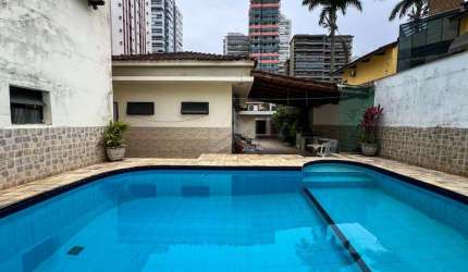 Casa Isolada 3 quartos piscina e gourmet à venda no Canto do Forte Praia GrandeS