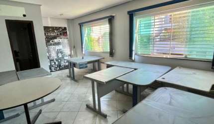 Imóvel 267m2 no Parque São Diogo. Ideal para clínica, consultório, escritório, logística, comércio, residência ou incorporação.