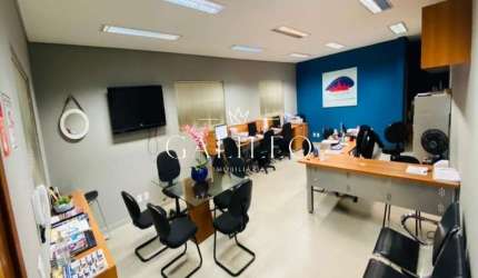 ALUGUEL | EXCELENTE SALA COMERCIAL PRÓXIMO AO CENTRO - Com 48m² - Copa - Lavabo - Ótima localização.