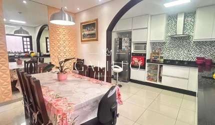 CASA TÉRREA COM 3 DORMITÓRIOS A VENDA NO BAIRRO GRAMADÃO - JUNDIAÍ - SP
