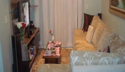VENDA | APARTAMENTO NO RESIDENCIAL NOVE DE JULHO - Com 2 dormitórios, com varanda, armários planejados no quarto, banheiro, cozinha e 01 vaga coberta.