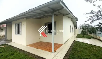 Casa à venda ampla: 4 dormitórios (1 suíte), a 180m do mar - Praia de Fora