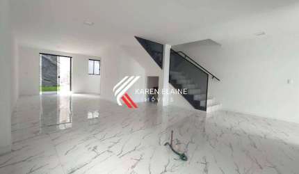 Sobrado à venda com 210m² 03 dorm (01 suíte) e 02 vagas no Bela Vista.
