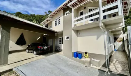 Casa com 3 quartos à venda no Nova Brasília, Brusque , 140 m2 por R$ 679.000