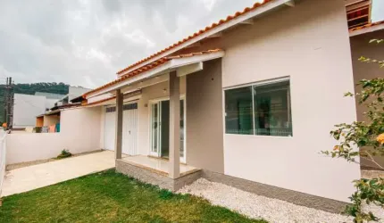 Casa com 3 quartos à venda no Dom Joaquim, Brusque , 100 m2 por R$ 420.000
