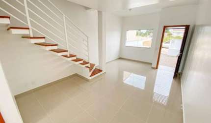 Casa à venda no Primeiro de Maio, Brusque  por R$ 309.900