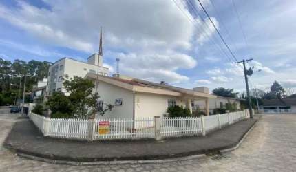 Casa com 3 quartos à venda no Primeiro de Maio, Brusque  por R$ 799.900