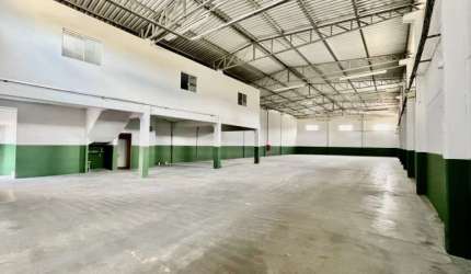 Barracão / Galpão / Depósito para alugar no Santa Terezinha, Brusque  por R$ 15.000