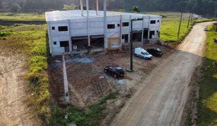 Barracão / Galpão / Depósito para alugar no Dom Joaquim, Brusque , 381 m2 por R$ 5.305
