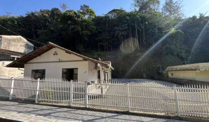 Casa com 3 quartos à venda no Santa Rita, Brusque , 880 m2 por R$ 950.000