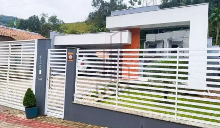 Casa com 3 quartos à venda no Dom Joaquim, Brusque , 160 m2 por R$ 1.200.000