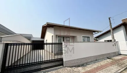 Casa com 3 quartos à venda no Santa Terezinha, Brusque , 200 m2 por R$ 750.000