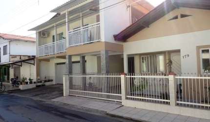 Casa com 7 quartos à venda no Steffen, Brusque  por R$ 535.000