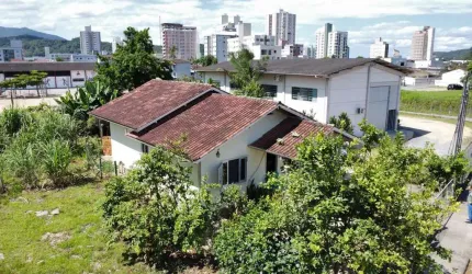 Casa com 2 quartos à venda no Santa Rita, Brusque  por R$ 1.000.000