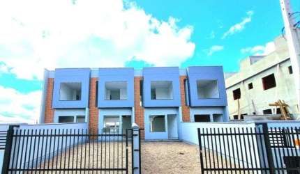 Casa à venda no Primeiro de Maio, Brusque , 68 m2 por R$ 320.000