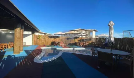 Apartamento Térreo com 2 Quartos (1 Suíte), 2 Vagas, 82m² – Praia do Forte, Mata de São João – BA, Condomínio Village dos Ipês