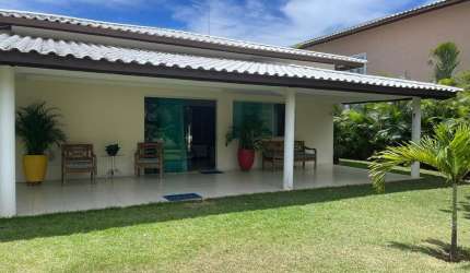 Impecável casa em condomínio de alto padrão em Itacimirim, Camaçari-BA: 5 quartos, 4 suítes, 6 banheiros, 2 vagas, 280m².