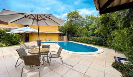 Studio de Alto Padrão à Venda em Condomínio Exclusivo na Praia do Forte, Mata de São João-BA: 1 Quarto, 1 Sala, 1 Banheiro e 1 Vaga!