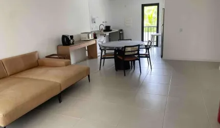 Village à venda em Itacimirim - Pé na areia! 3 quartos, 2 suítes, área verde e toda infraestrutura. R$1,3M