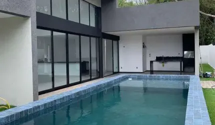 Casa com 4 Suítes Espaçosa à Venda no Condomínio Canto de Guarajuba – Conforto, Amplitude e Sofisticação