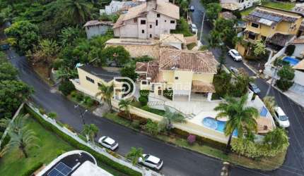 Casa de em condomínio - 4 quartos, 3 suítes, 450m² - Estrada do Coco, Lauro de Freitas-BA