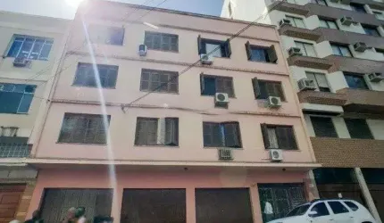 Apartamento Térreo com 02 dormitórios Na cidade Baixa em Porto Alegre/RS