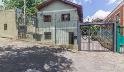 Casa para Venda - 380.83m², 5 dormitórios, sendo 1 suites, 2 vagas - Glória