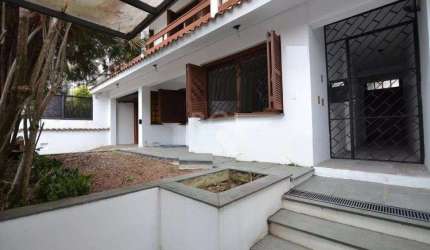 Casa para Venda - 267m², 4 dormitórios, sendo 1 suites, 2 vagas - Tristeza