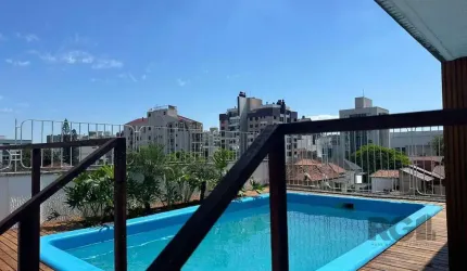 Cobertura duplex no Menino Deus