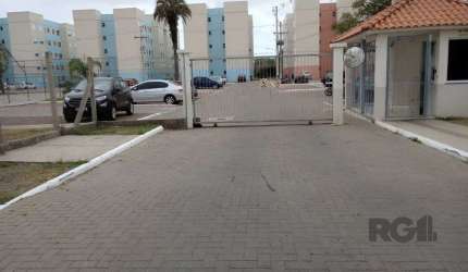 Apartamento de 2 dormitórios no bairro Chapéu do Sol