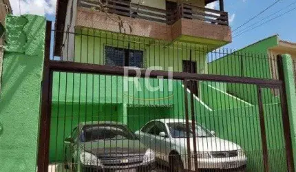 Casa para Venda - 450m², 4 dormitórios, sendo 1 suites, 2 vagas - Vila Ipiranga
