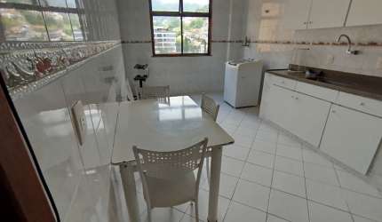 Dois quartos no Alto para alugar.